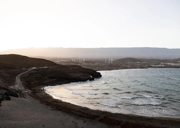 Vistas Al Mar Junto A La Playa 2d